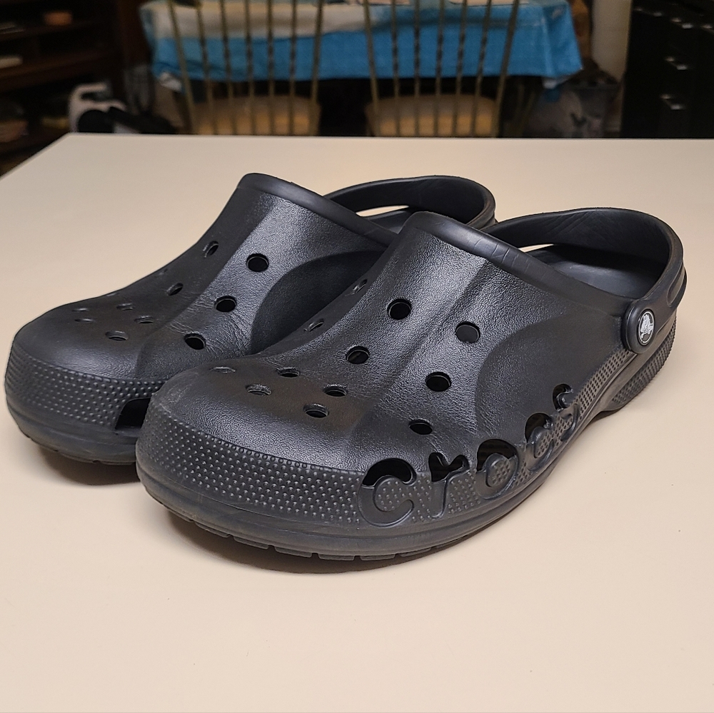 Crocs Baya clog sandals size 11